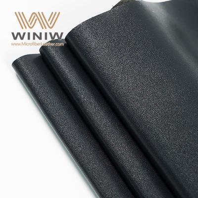 Modische Handschuhe aus weichem Kunstleder.